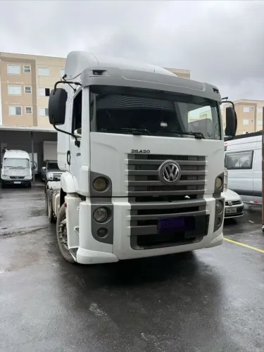 VW 25.420 Constellation 2014 - Pronto para Trabalhar