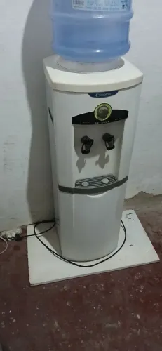 Vendo um gelagua de coluna funcionando perfeitamente gelando bem