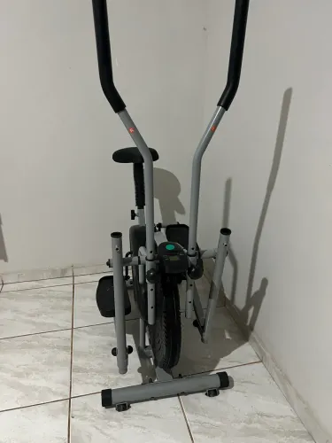 Bicicleta Elíptica Treinamento Duplo com Resistência Magnética WCT Fitness