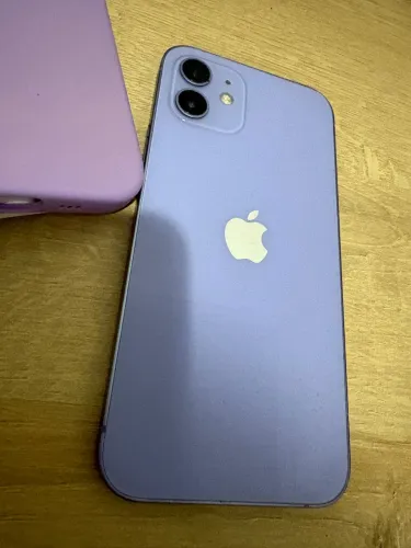iPhone 12