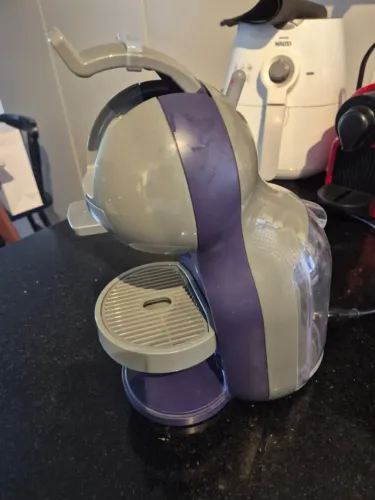 Cafeteira Nescafé Dolce Gusto Mini Me 220v
