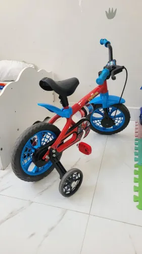 Bicicleta Infantil Aro 12 Spider-Man até 4 anos.