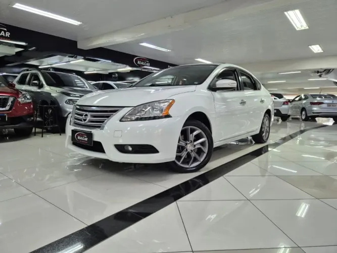 Nissan Sentra Unique 2.0 Flex Fuel 16V Aut. 2016