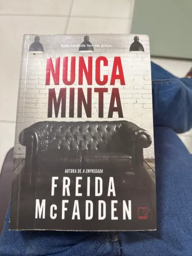 Livro nunca minta