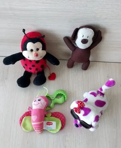 Kit 4 Brinquedos de Pelúcia infantil