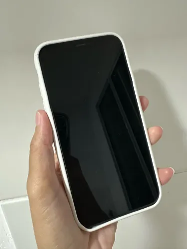 VENDO IPHONE XR 64 GB