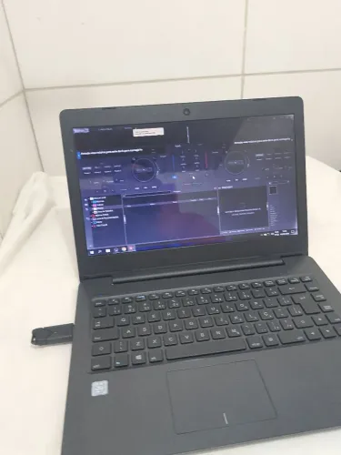 Vendo notebook positivo 