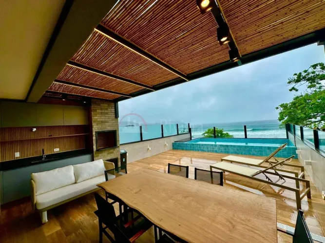 Duplex para Locação anual condomínio frente ao Mar na praia de Maresias
