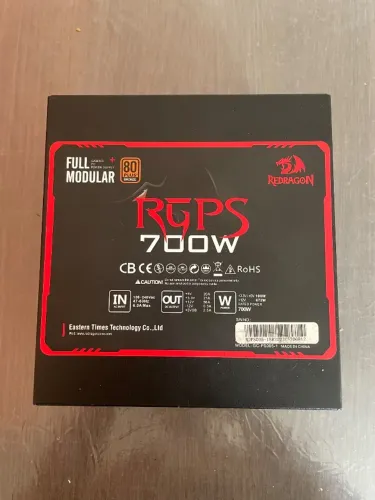 Fonte de Alimentação Redragon Modular 700w