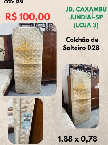 Colchão de solteiro - com marcas de uso