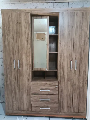 Guarda roupa