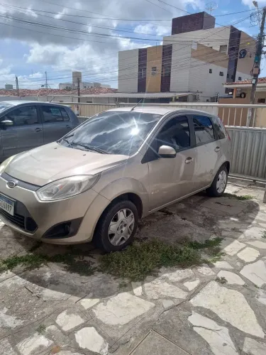 Ford Fiesta 1.6 16V Flex Mec. 5P 2013