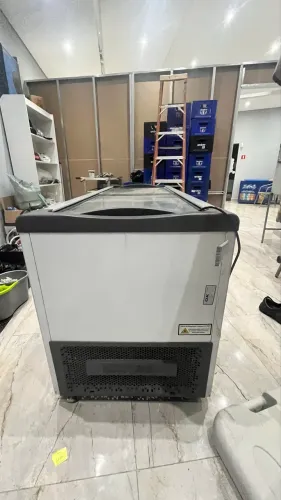 Freezer Horizontal Metalfrio NF55S - Tampa de Vidro Deslizante