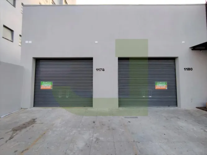Excelente Loja comercial para o seu negocio, no Centro de São Leopoldo venha conferir.