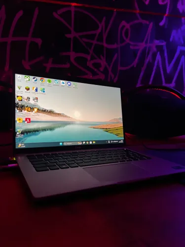 DELL Latitude 5450 (Com Acessórios e Garantia)