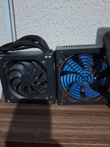 Vendo fonte com defeito R$70