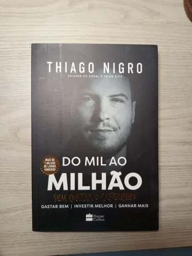 Livro do Mil ao Milhão folhado em perfeitas condições
