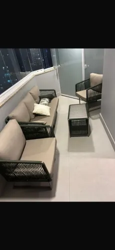 Sofás e mesa área externa