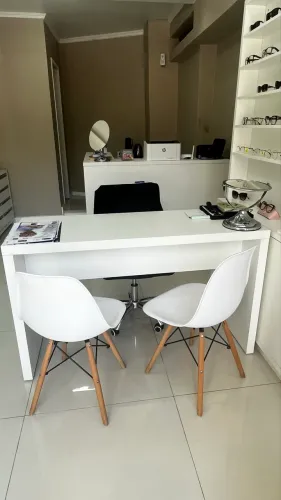 Mesa de atendimento/escritório