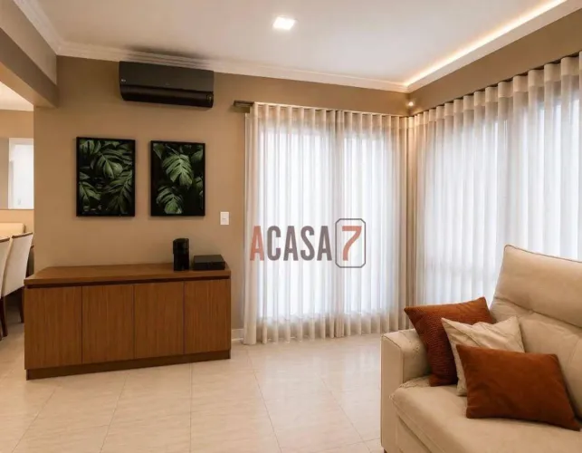 Casa com armários planejados na zona leste de Sorocaba, - Condomínio com Piscina - Residen