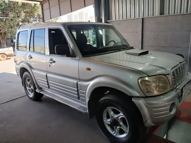 Mahindra Scorpio GLX SUV 2.6 TB Diesel Crde 4WD 2009