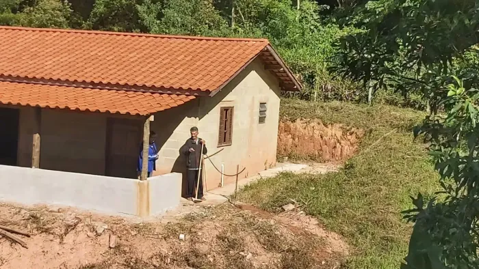 Chácara para venda com 1.800,00m², contendo uma casa