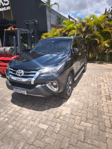 Toyota Hilux SW4 SRX 4X4 2.8 TDI 16V Dies. Aut. 2017