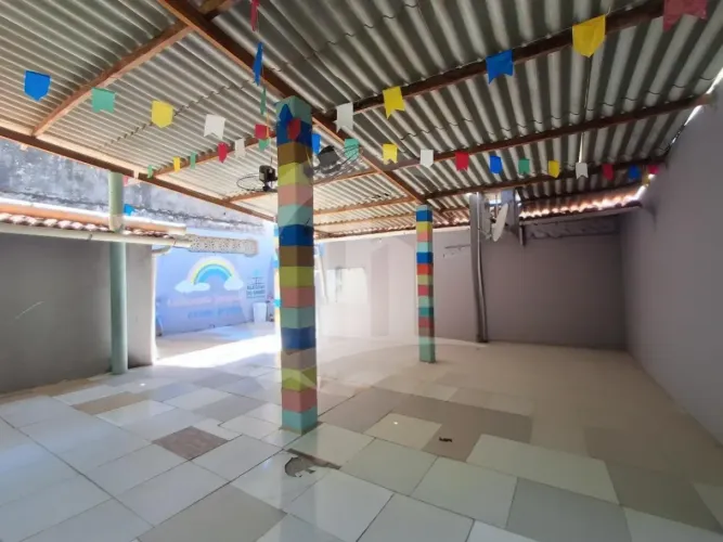 Casa Comercial para Locação no bairro Atalaia