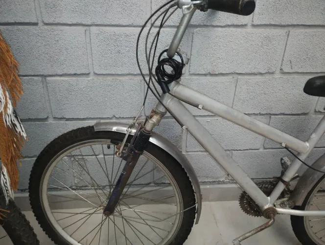 Bicicleta alumínio aro 26