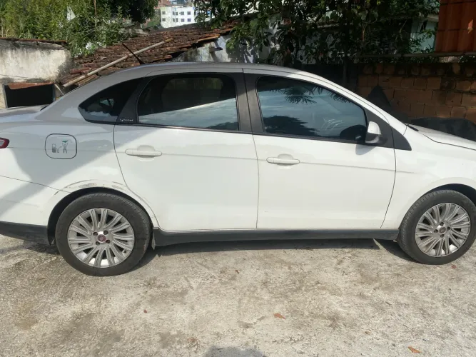 Fiat Grand Siena Attrac. 1.4 EVO F.flex 8V 2017