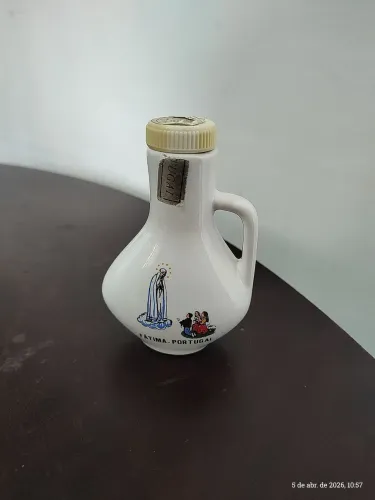 Garrafa de água em porcelana