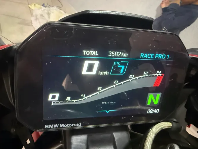 BMW S1000RR