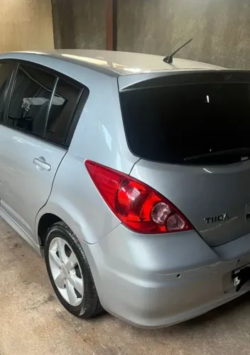 Nissan Tiida S 1.8/1.8 Flex 16V Mec. 2011