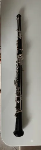 VENDO OBOÉ BOSEY HAUKS INICIANTE