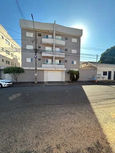 Alugo apartamento mobiliado Santa Mônica 