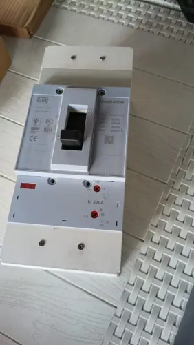DISJUNTOR CAIXA MOLDADA 320A DWB400 TRIPOLAR WEG
