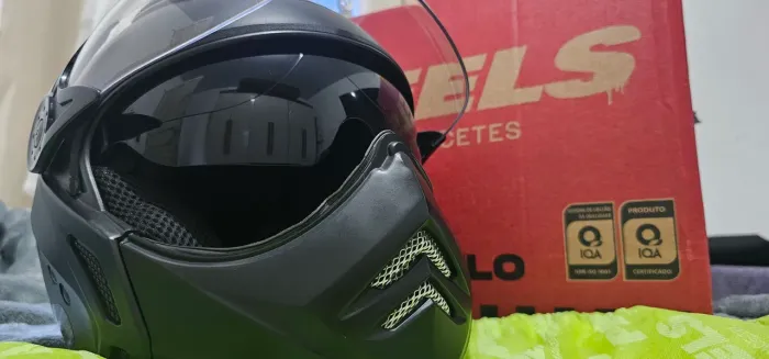 CAPACETE MIRAGE PEELS VISEIRA DUPLA