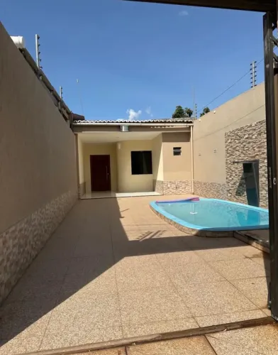 CASA NA MANGABEIRA COM PISCINA