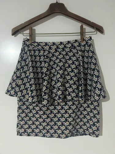Saia peplum topshop, com estampa linda liberty usada uma vez