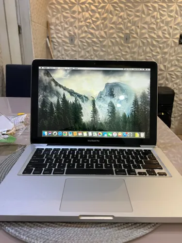 MacBook Pro A1369