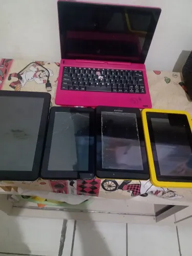 5 Tablets Multilaser M7 e outros polaroide único preço