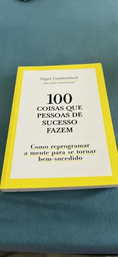 Livro 100 Coisas Que Pessoas de Sucesso Fazem