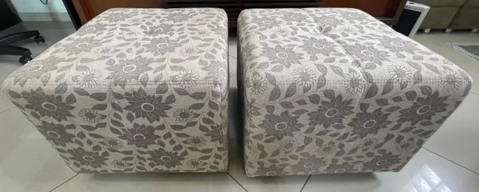Par de pufes