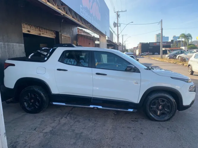 Fiat Toro Freedom 2.0 16V 4X4 TB Diesel Mec. 2018