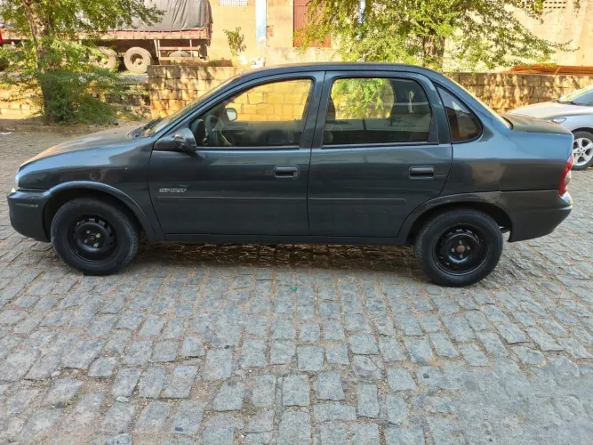 Chevrolet Corsa SED Class.spirit 1.0/1.0 Flexpower (álcool) 2008