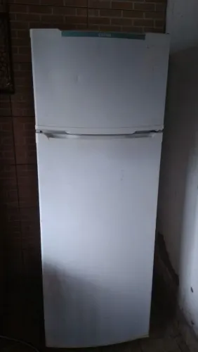 Geladeira 110 vts
