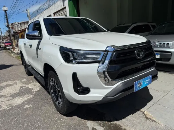 Toyota Hilux CD SRX 4X4 2.8 TDI 16V Diesel Aut. 2024