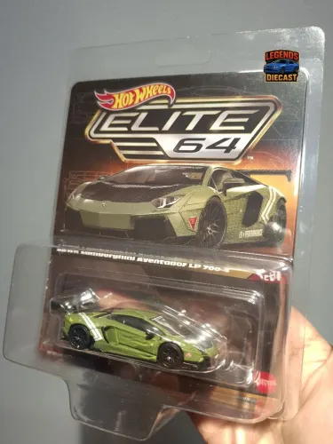 Hot Wheels LBWK Lamborghini Aventador LP 700-4 Elite 64 2026