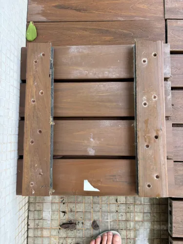 Deck de Madeira Plástica 43x43cm Marrom InBrasil