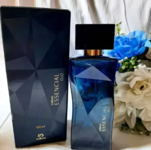 Perfume Essencial Oud Feminino